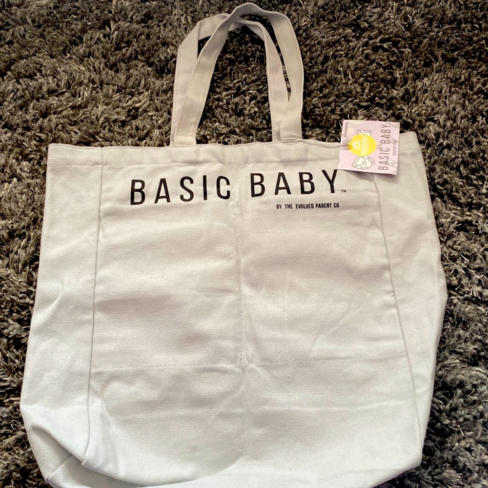 THE BASIC BABY DIAPER BAG